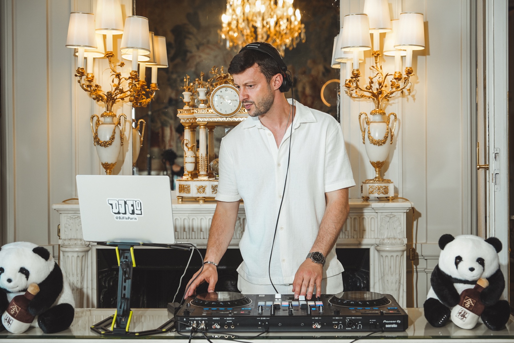 FLO corporate DJ set at a luxury hotel